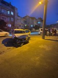Burdur'da Kavsaga Kontrolsüz Giren 2 Araç Çarpisti Açiklamasi 3 Yarali