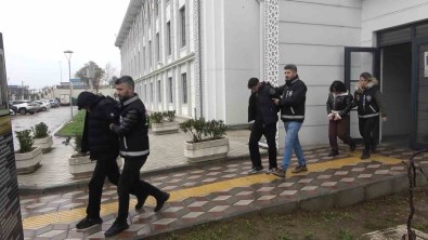 Sahte Dekontla 400 Bin TL'lik Vurgun Yapan 5 Süpheli Tutuklandi