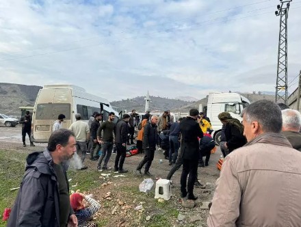 Şırnak’ta trafik kazası: 18 yaralı
