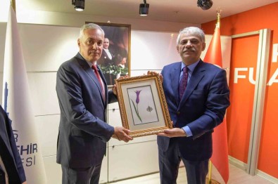 Bakan Yardimcisi Alpaslan Açiklamasi 'Bu Yil 55 Milyar Dolar Turizm Gelirine Ulasmis Olacagiz'