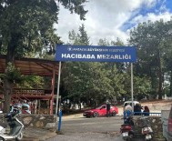 Kazada Hayatini Kaybeden Anne Ve Oglu, Gözyaslari Arasinda Defnedildi