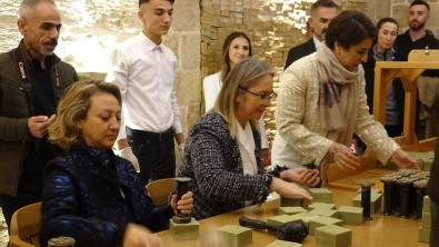 Türkiye'nin Ilk Sosyal Kooperatifi 'Topraktan Tabaga' Yeni Isletmesi Mardin'de Açildi