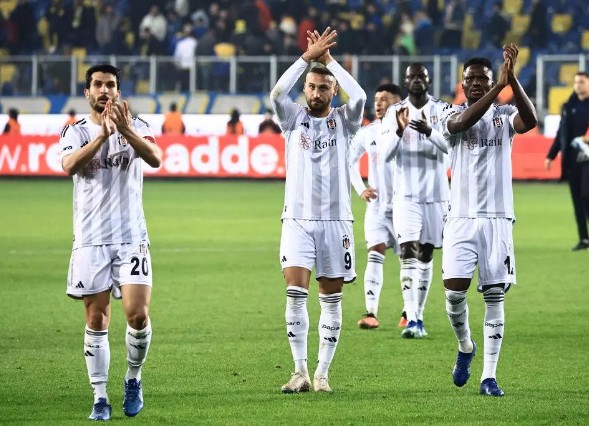 Beşiktaş - Fenerbahçe! Muhtemel 11'ler