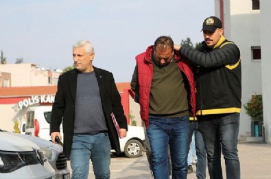 Adana'da esnafı 'Kimliğiniz DEAŞ'ın eline geçti' diyerek 750 bin TL dolandırdılar .