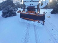 Afyonkarahisar'da Karla Mücadele Çalismalari Sürüyor