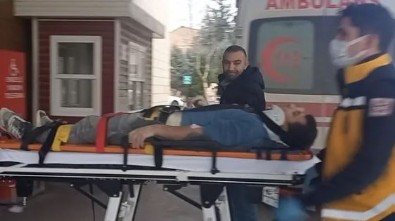 Bursa'da inanılmaz olay! 3. kattan ağabeyinin üzerine düştü: 2 yaralı