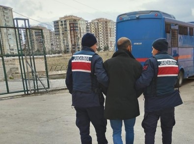 Malatya'da 15 Yil 7 Ay Hapis Cezasi Bulunan Sahis Yakalandi