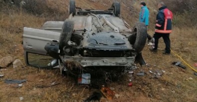 Sivas'ta feci kaza! Cenazeye giden araçta 3 kişi hayatını kaybetti