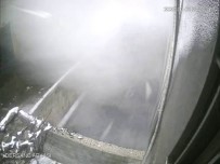 18 Kisiye Mezar Olan Gölgeler Apartmaninin Yikilma Ani Kamerada