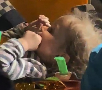 Deprem bölgesinden 96. saatte gelen mucize: 1,5 yaşındaki Sela bebek ağlayarak ailesini kurtardı