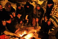 Eksi 9 Derecede Enkaz Bölgesinde Ates Basinda Bekliyorlar