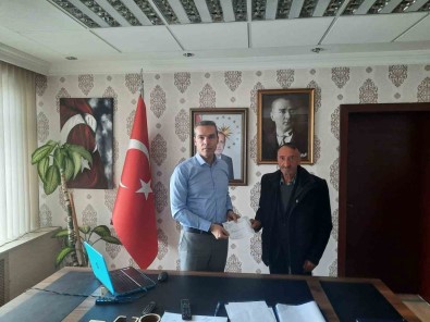 Emet Gürpinar Köyünden Deprem Bölgesine 42 Bin 500 TL Yardim