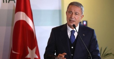 25 bin Mehmetçik sahada! Bakan Akar: TSK büyük bir kahramanlıkla milletinin yanında