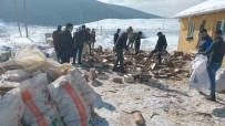 Ardahanli Köylülerden Deprem Bölgesine Odun Yardimi Haberi