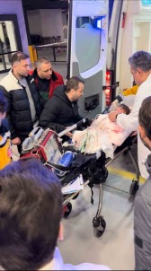 Enkazdan Çikarilan 11 Aylik Berk Bebek Çam Ve Sakura Sehir Hastanesine Getirildi