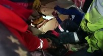 Hatay'da 135 Saat Sonra Enkazda Bir Kisiye Daha Ulasildi