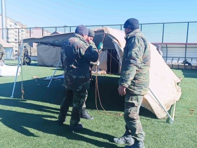 Azerbaycan Arama Kurtarma Ekipleri 51 Kisiyi Sag Olarak Kurtardi