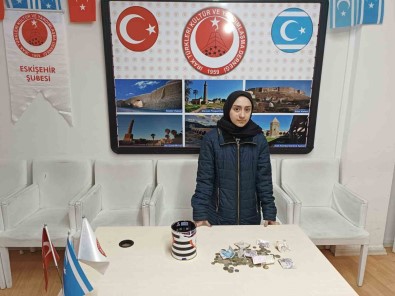 Eskisehir'de Irakli Genç Kumbarasi Depremzedelere Bagisladi