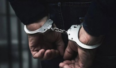 Gaziantep'te depremde yıkılan 25 binaya ilişkin 5 şüpheli tutuklandı