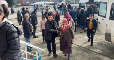 Giresun'da KYK Yurtlarina Depremzedeler Yerlestirilmeye Baslandi