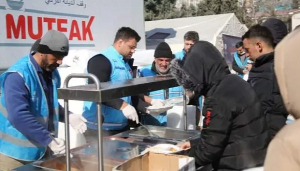 Rıza Kayaalp afetzedeler için seferber oldu
