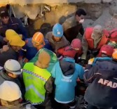 9 Yasindaki Yücel, 205 Saat Sonra Enkazdan Sag Çikartildi