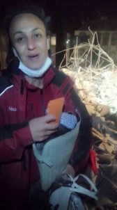 Enkazda Bulunan Yarim Milyon Degerindeki Ziynet Esyasi Ve Para Sahibine Teslim Edildi