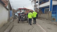 Traktörden Düsen Kadin Yaralandi Haberi