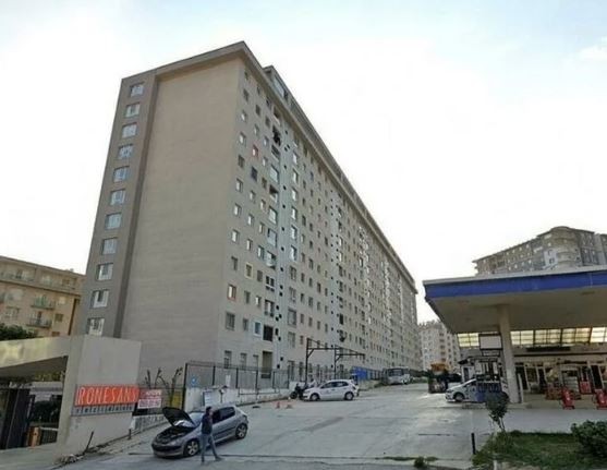 Rönesans Rezidans'ın eski sakini: Çatlakları görünce taşındım