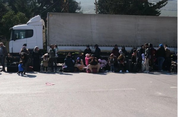 Suriyeliler yakınlarını görmek için ülkelerine gitmeye başladı