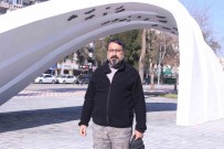 Depremzede Baba Yüreklere Umut Olmak Için Yollara Düstü