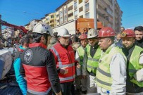 Esenyurt Belediyesi Depremin Yaralarini Sariyor