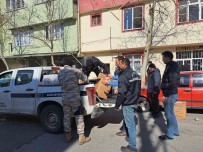 Manisa Depremzedeleri Kucakliyor