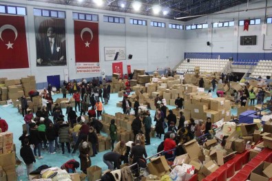 Sinop'a 1445 Depremzede Yerlestirildi