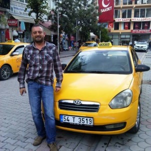 Taksici Evinde Ölü Bulundu