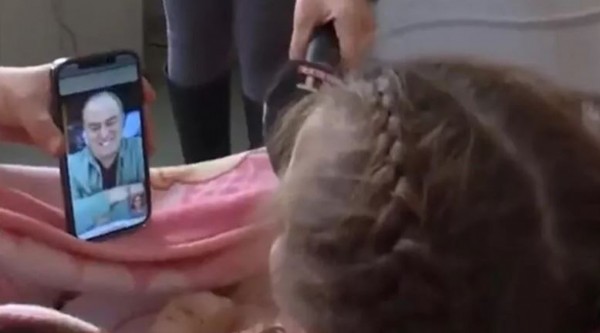 Fatih Terim, enkazdan kurtulan Bensu ile görüntülü görüştü