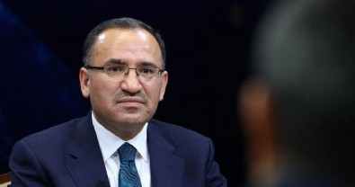 Bakan Bozdağ'dan 'deprem' soruşturmalarına ilişkin açıklama: 54 şüpheli tutuklandı!