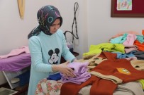 Bitlisli Kadinlar Depremzedeler Için Giysi Dikiyor Haberi
