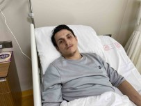 Esini Kurtarirken Enkaz Altinda Kalan Depremzedenin Ayak Parmaklari Kesildi