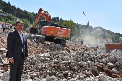 Manisa'nin En Büyük Kentsel Dönüsümü Açiklamasi 2 Yil Içinde Evlerine Kavusacaklar