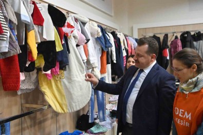 Balikesir Deprem Bölgesine Yardim Oldu Yagdi