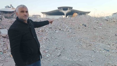 Gaziantep'te 50 Kisiye Mezar Olan Binada 'Kolon Kesildi' Iddiasi