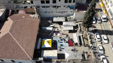 Tarihe Direndi Depreme Dayanamadi