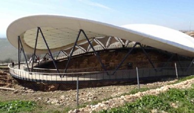 Deprem sonrası 12 bin yıllık Göbeklitepe'te şaşırtan görüntü