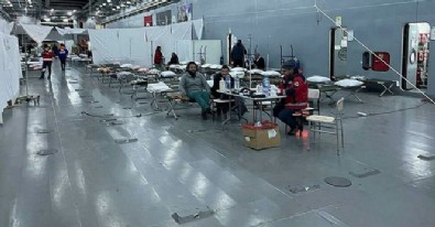 'TCG Bayraktar' gemisinde 20 ameliyat