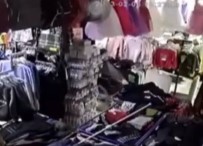 Kahraman Evlat Engelli Babasini Birakmadi