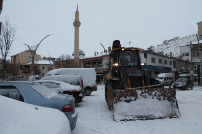Bayburt'ta Beklenen Kar Dondurucu Sogukla Birlikte Geri Geldi
