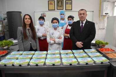 Okul Öncesine Haftada 5 Gün 'Ücretsiz Yemek' Uygulamasi 6 Subat'ta Basliyor