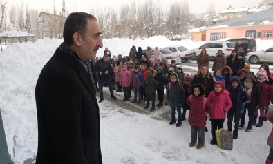 Mus'ta Ders Zili Çaldi