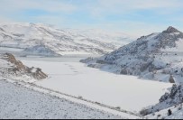 Tercan Baraj Gölü Dondu